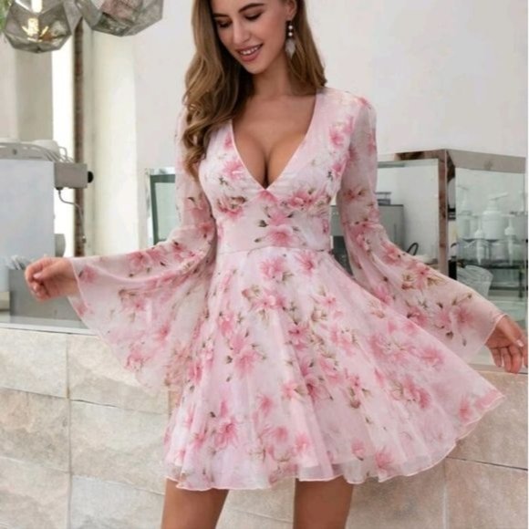 PINK ELEGANT FLORAL FIT AND FLARE DRESS - Picture 3 of 8